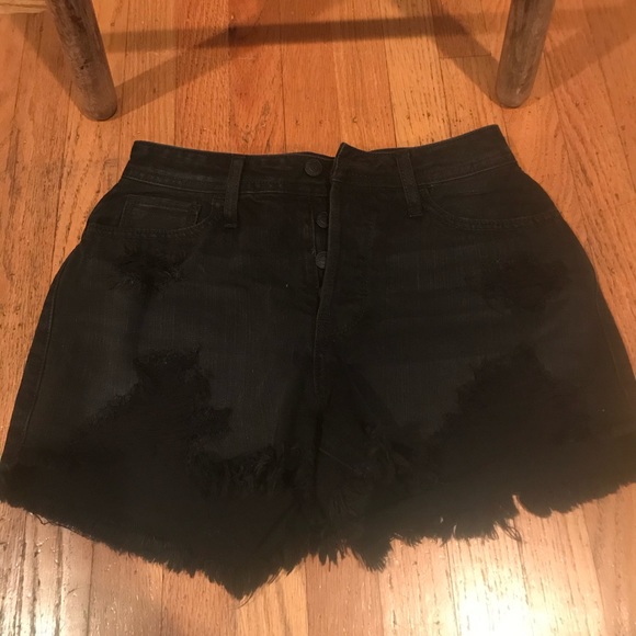 Black hollister jeans shorts - Picture 2 of 7